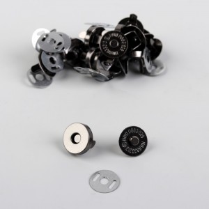 Кнопка магнитная, цвет черный, диам. 14 мм, толщ. (общая) 3,5 мм